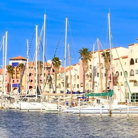 Au Coeur De Port-leucate Апартаменты