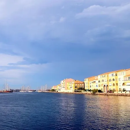 Au Coeur De Port-leucate * Лёкат